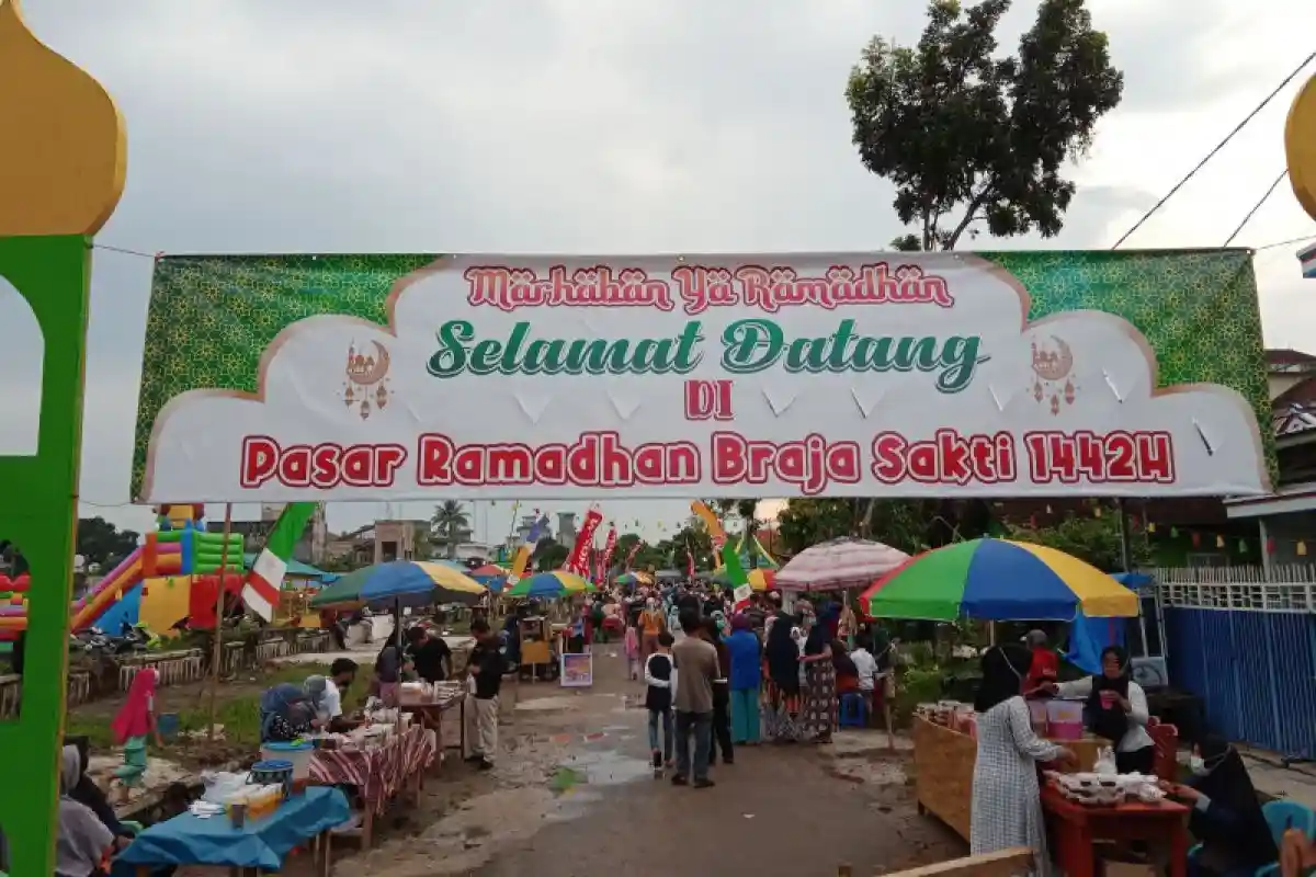 Wakil Bupati Lampung Timur Buka Grand Opening Pasar Ramadhan 3 Braja Sakti