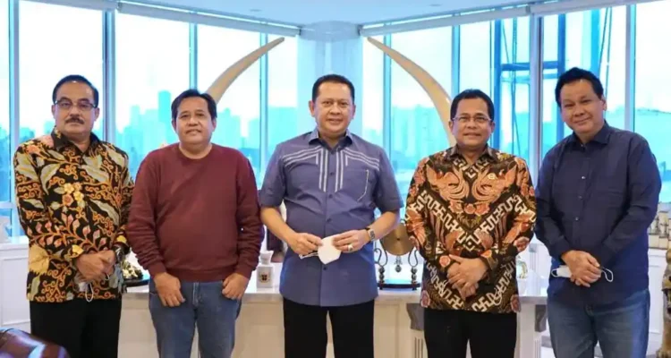 Terima Tim Produksi Film Ali Sadikin Bamsoet Siap Menjadi Produser