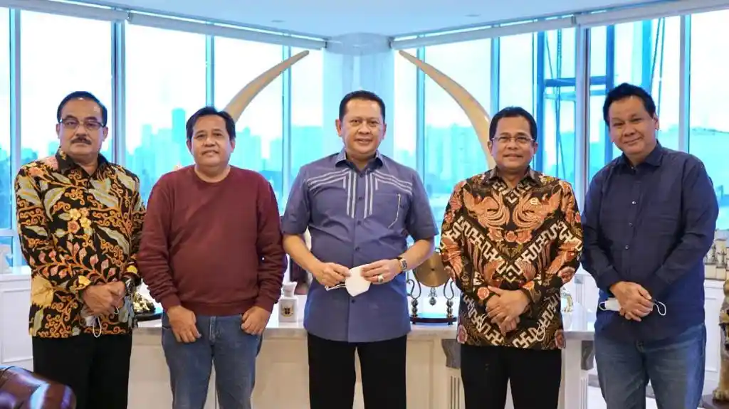 Terima Tim Produksi Film Ali Sadikin Bamsoet Siap Menjadi Produser