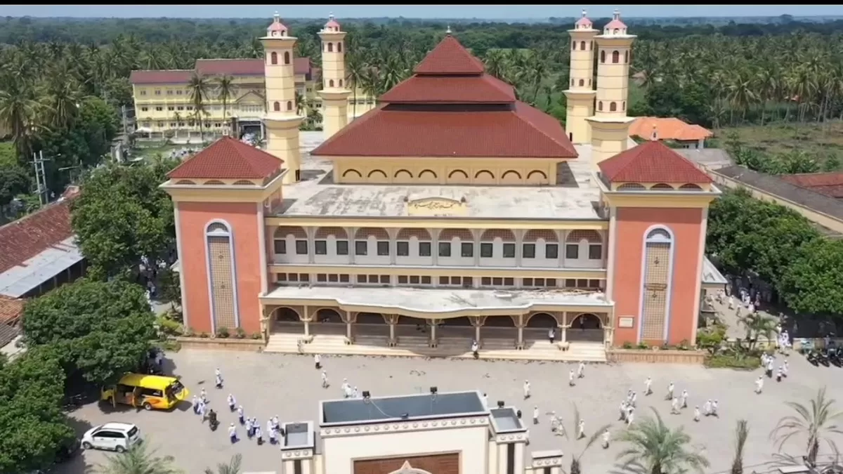 Pesantren Terbaik di Indonesia yang Jadi Rujukan Pendidikan Santri